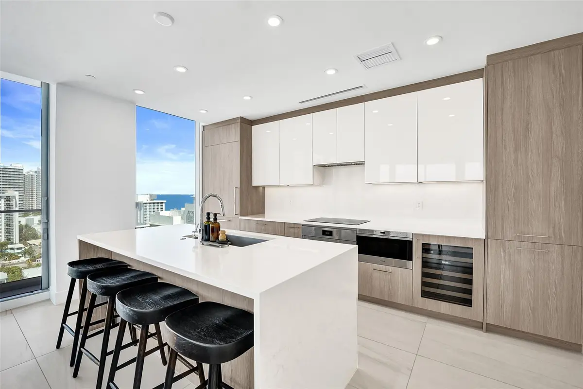 Photo 2 at 153 N Seabreeze Boulevard 1204, Fort Lauderdale
