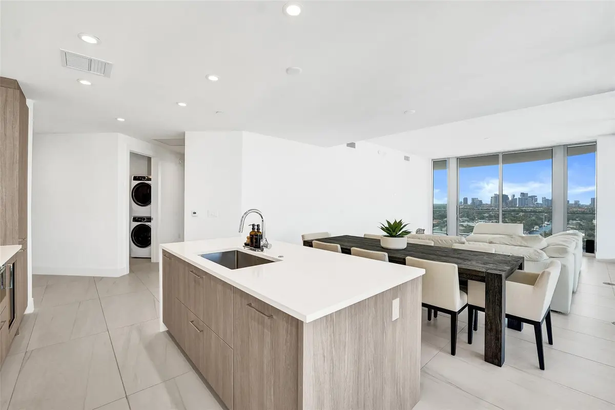 Photo 4 at 153 N Seabreeze Boulevard 1204, Fort Lauderdale