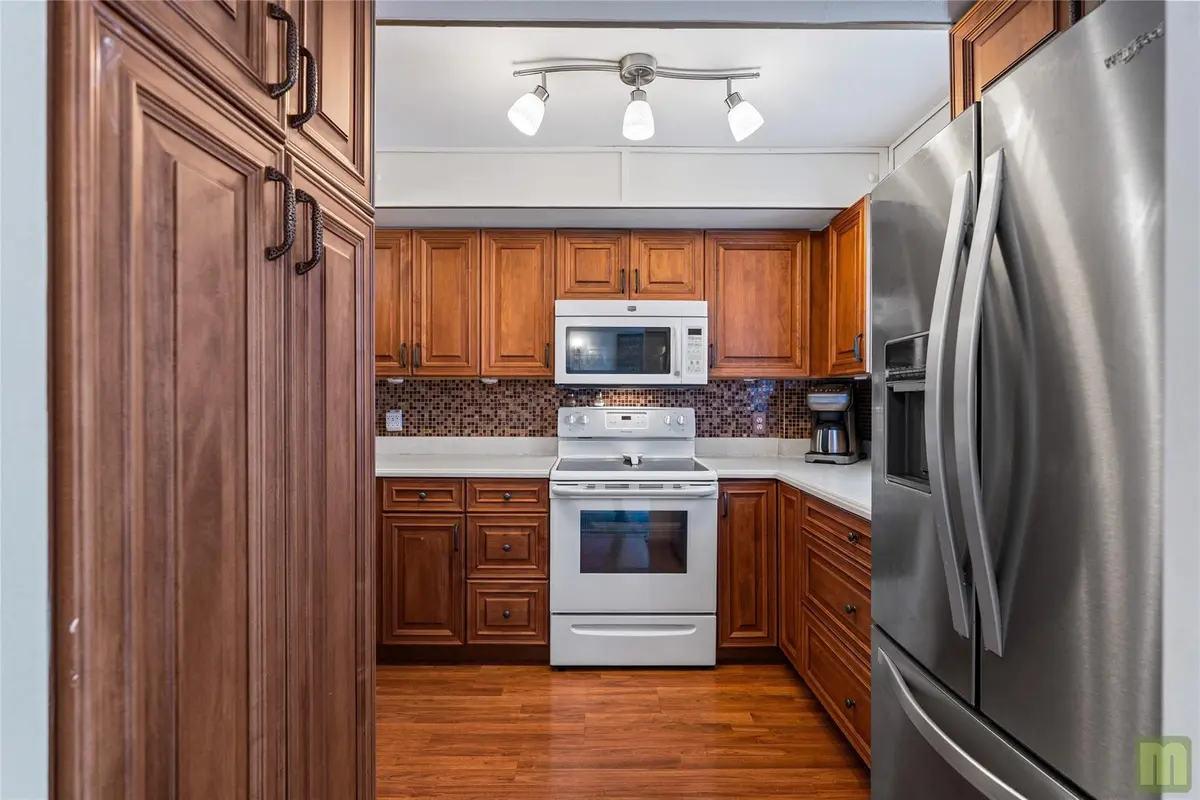 Photo 7 at 105 Royal Park Drive 2g, Oakland Park