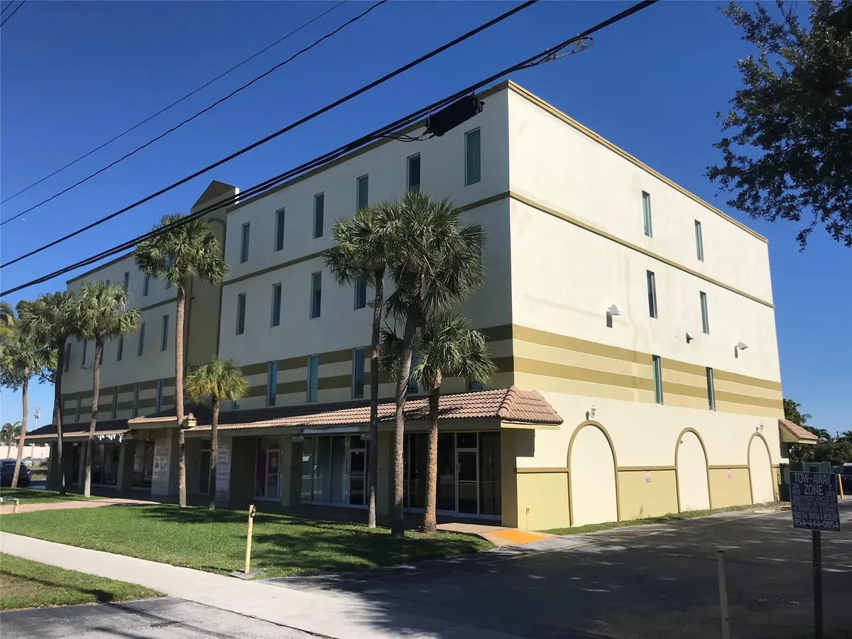 Photo 2 at 4000 N State Road 7 410-a, Lauderdale Lakes