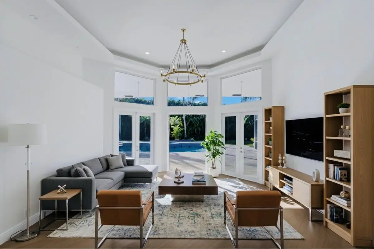 Photo 3 at 7811 E Upper Ridge Drive, Parkland