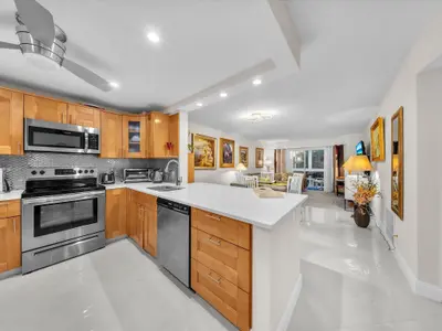 2515 NE 1st Court 314, Boynton Beach – sold