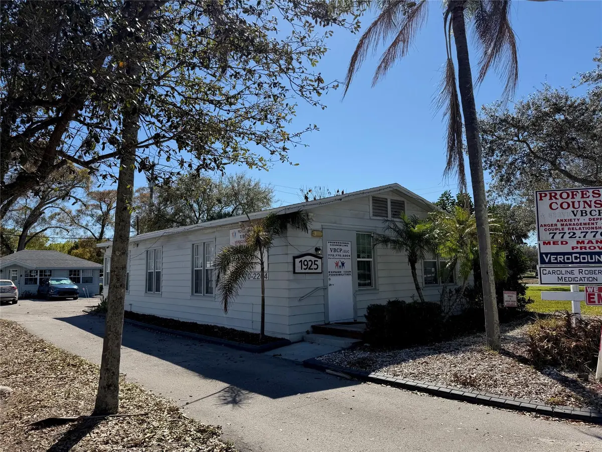 Photo 1 at 1925 20th Street, Vero Beach