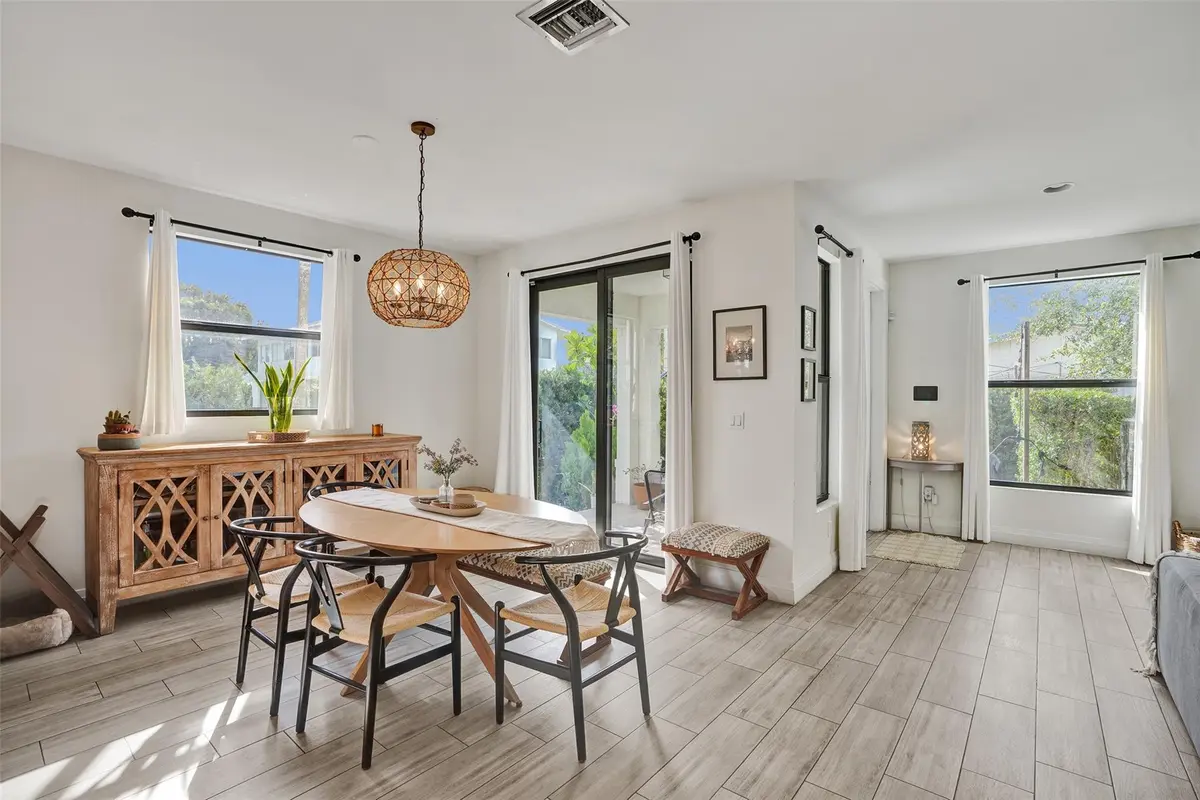 Photo 4 at 233 NE 11th Street 233, Fort Lauderdale