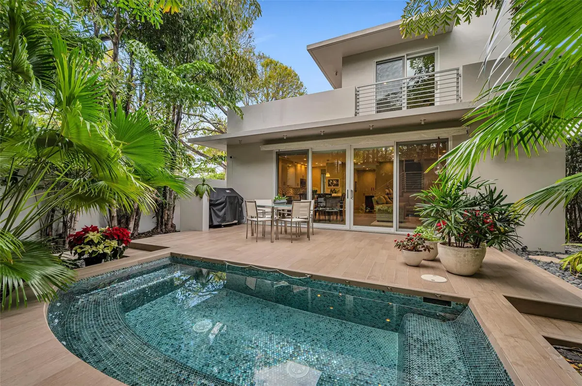Photo 2 at 1200 NE 2nd Street, Fort Lauderdale