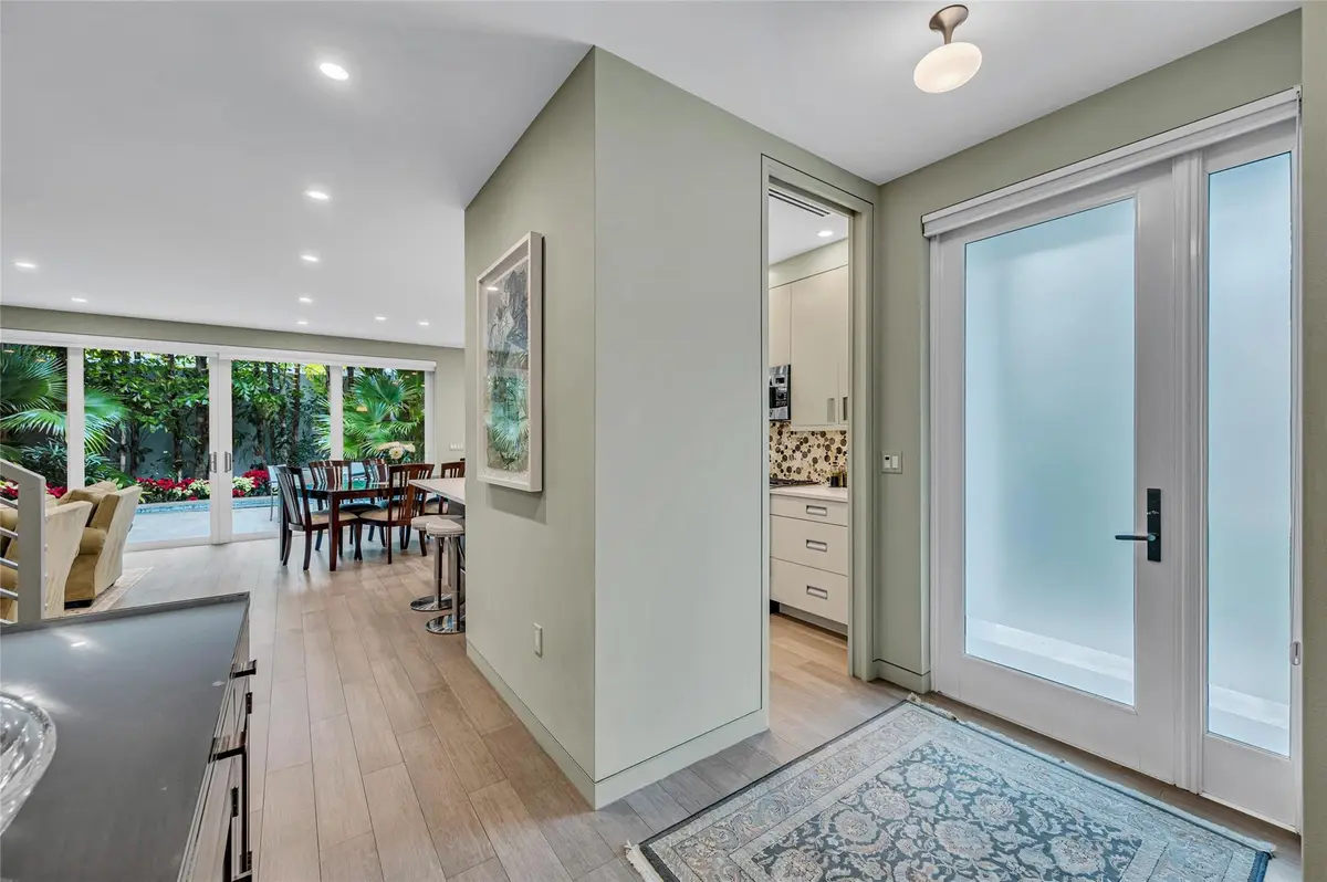 Photo 3 at 1200 NE 2nd Street, Fort Lauderdale