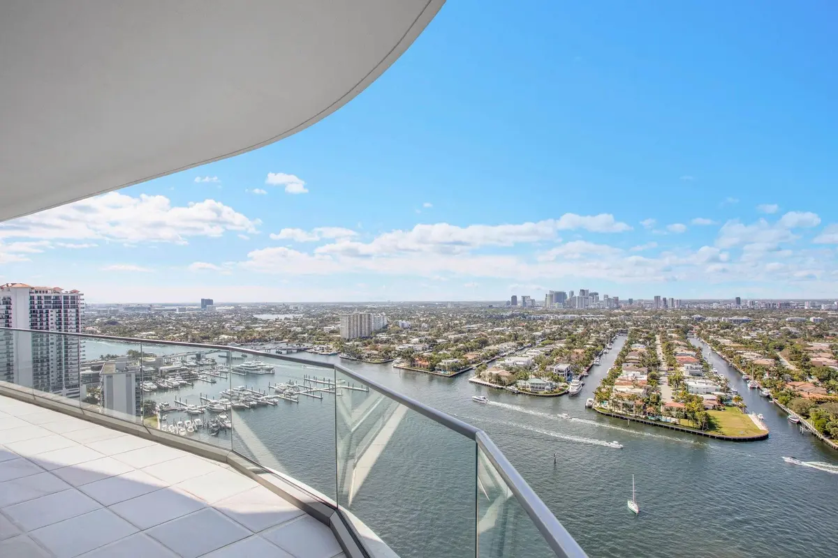 Photo 3 at 153 N Seabreeze Boulevard S-2504, Fort Lauderdale