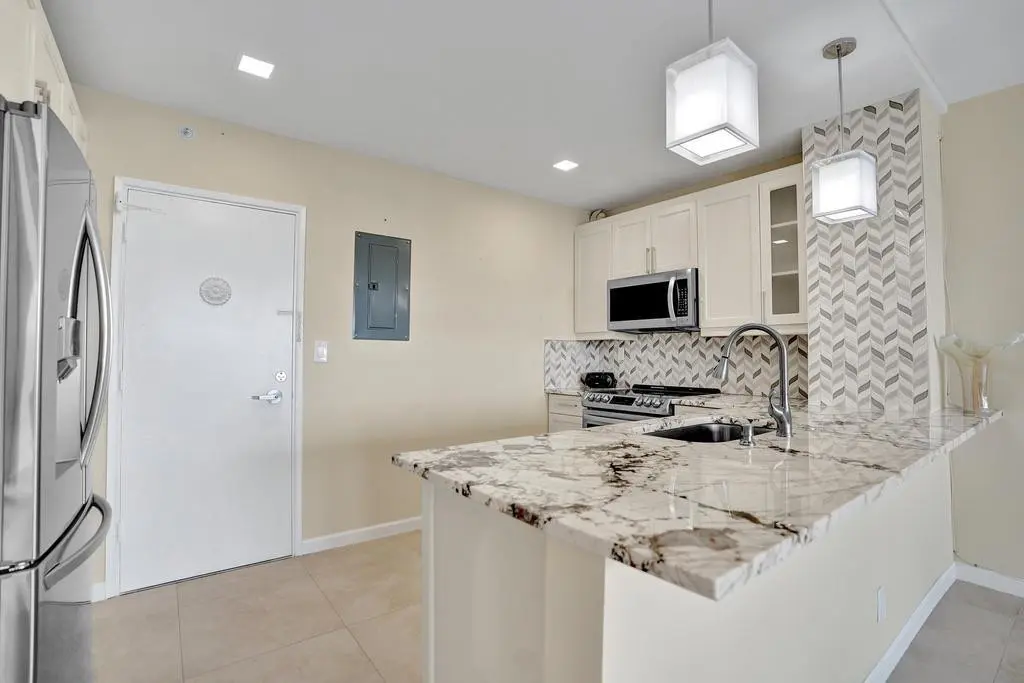 Photo 8 at 3300 NE 36th Street 1617, Fort Lauderdale