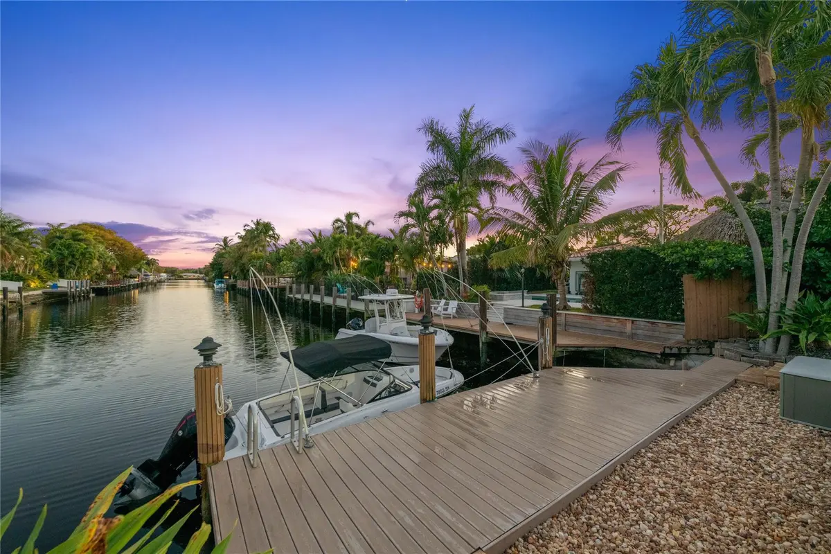 Photo 6 at 1500 NE 24th Street, Wilton Manors