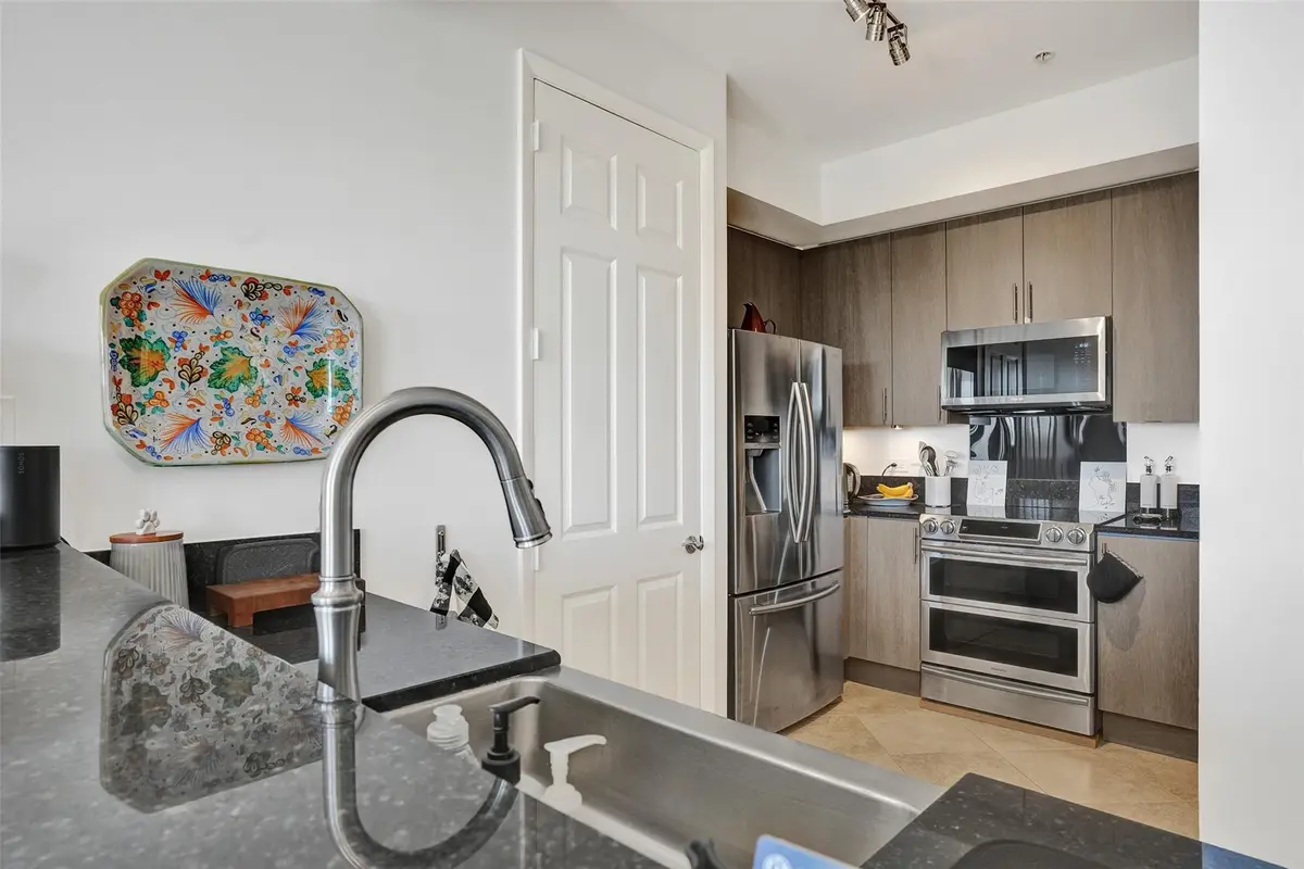 Photo 5 at 2601 NE 14th Avenue 401, Wilton Manors