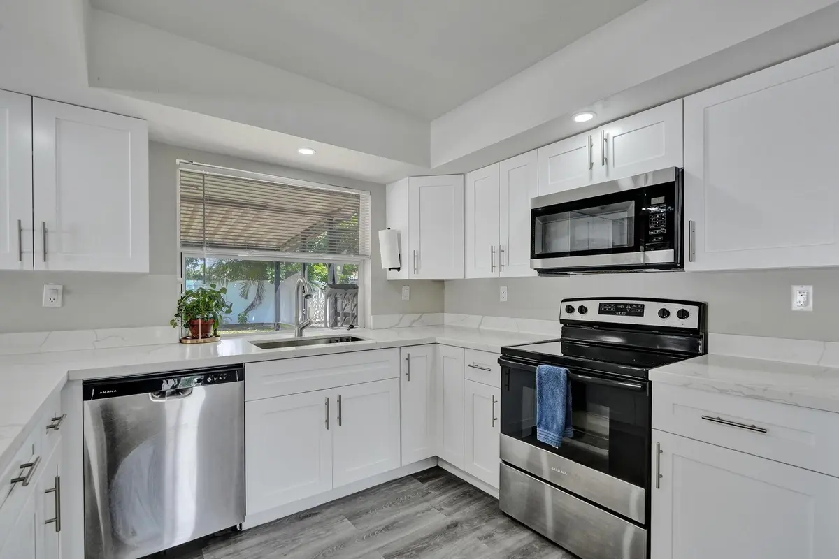 Photo 2 at 6411 SW 6th Street, Margate