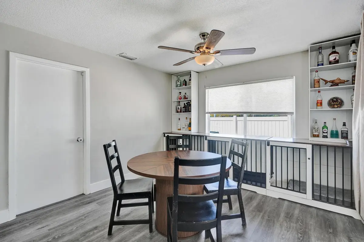 Breakfast Nook/2nd Dining Room at 6411 SW 6th Street, Margate