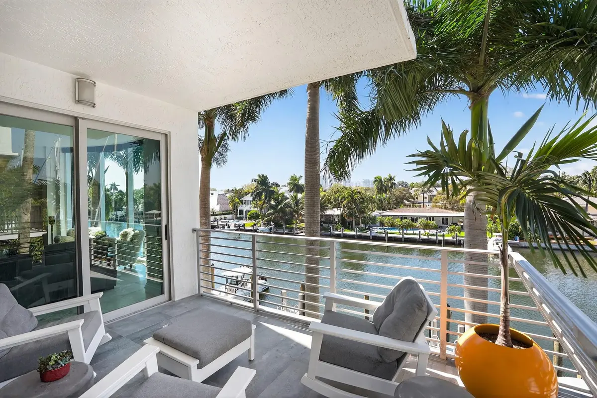 Photo 7 at 301 Hendricks Isle 6, Fort Lauderdale