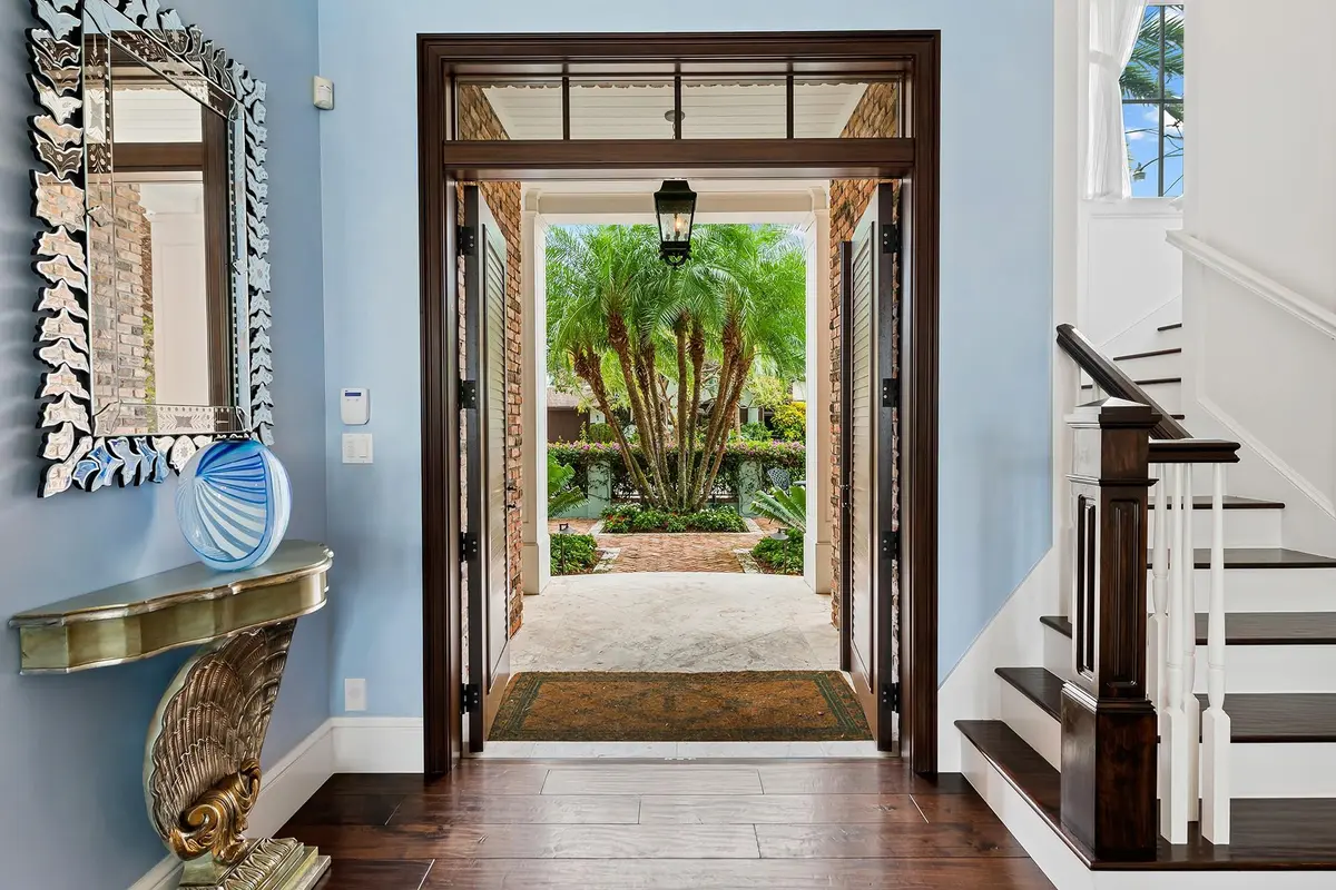Photo 5 at 1733 SE 10th Street, Fort Lauderdale