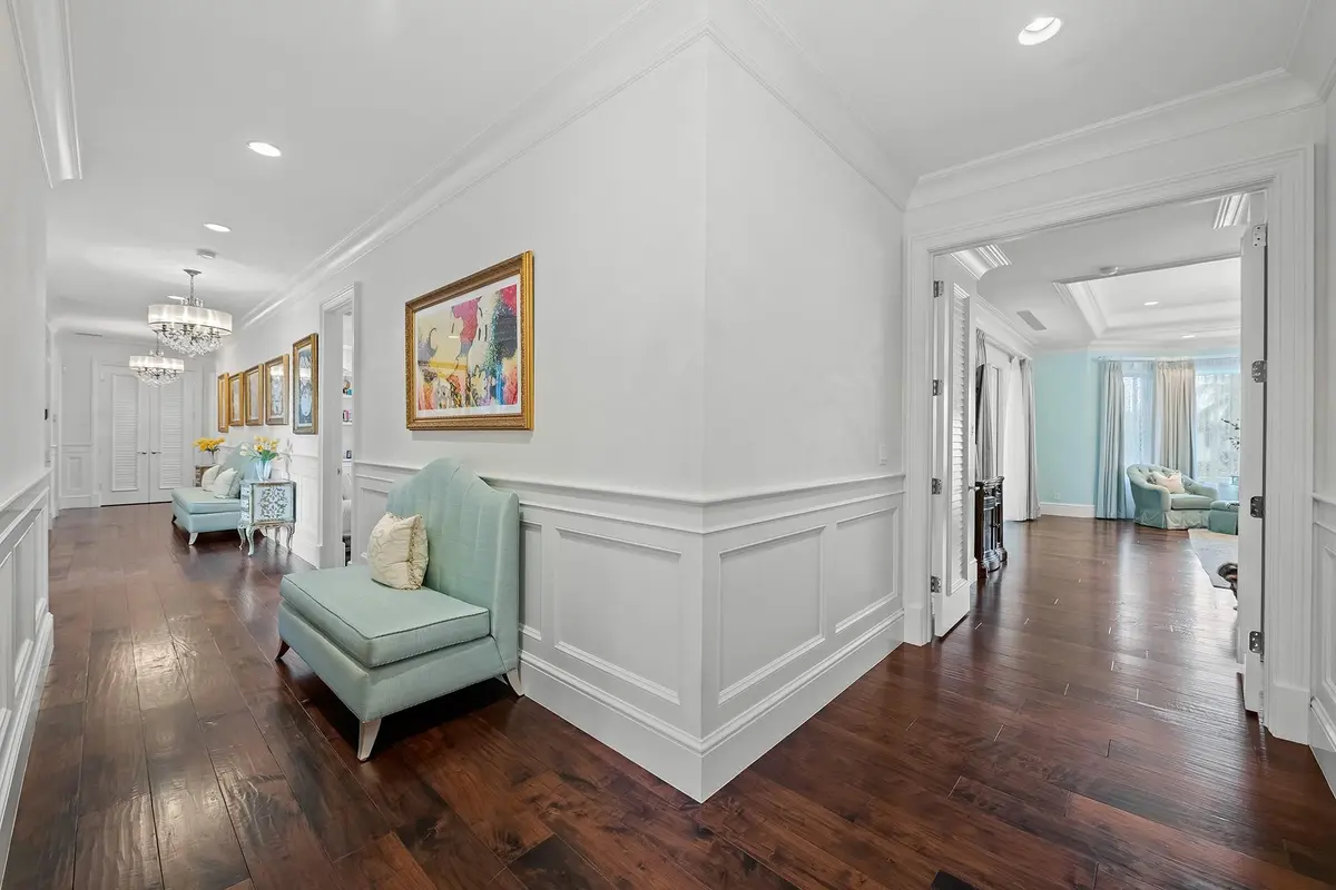 Photo 8 at 1733 SE 10th Street, Fort Lauderdale