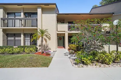 5087 Oak Hill Lane 315, Delray Beach – sold