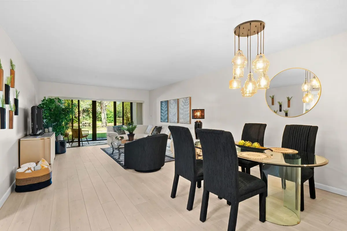 Photo 8 at 5087 Oak Hill Lane 315, Delray Beach