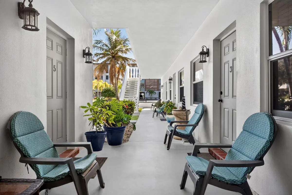 Photo 8 at 201 Inlet Way, Palm Beach Shores