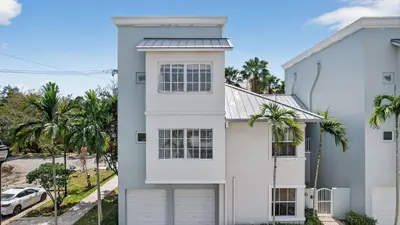 1301 SW 4th Street 1301, Fort Lauderdale – sold