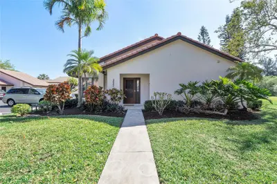 3042 Deer Creek Lake Shore Drive 3042, Deerfield Beach – sold