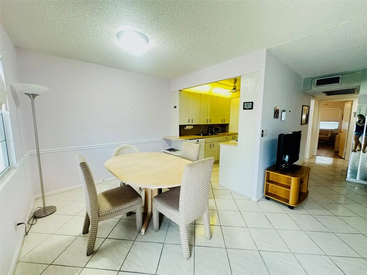 Photo 6 at 2045 Newport N 2045, Deerfield Beach