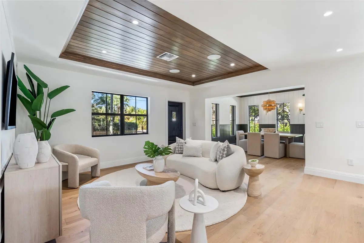Photo 1 at 2100 Lake Avenue, West Palm Beach