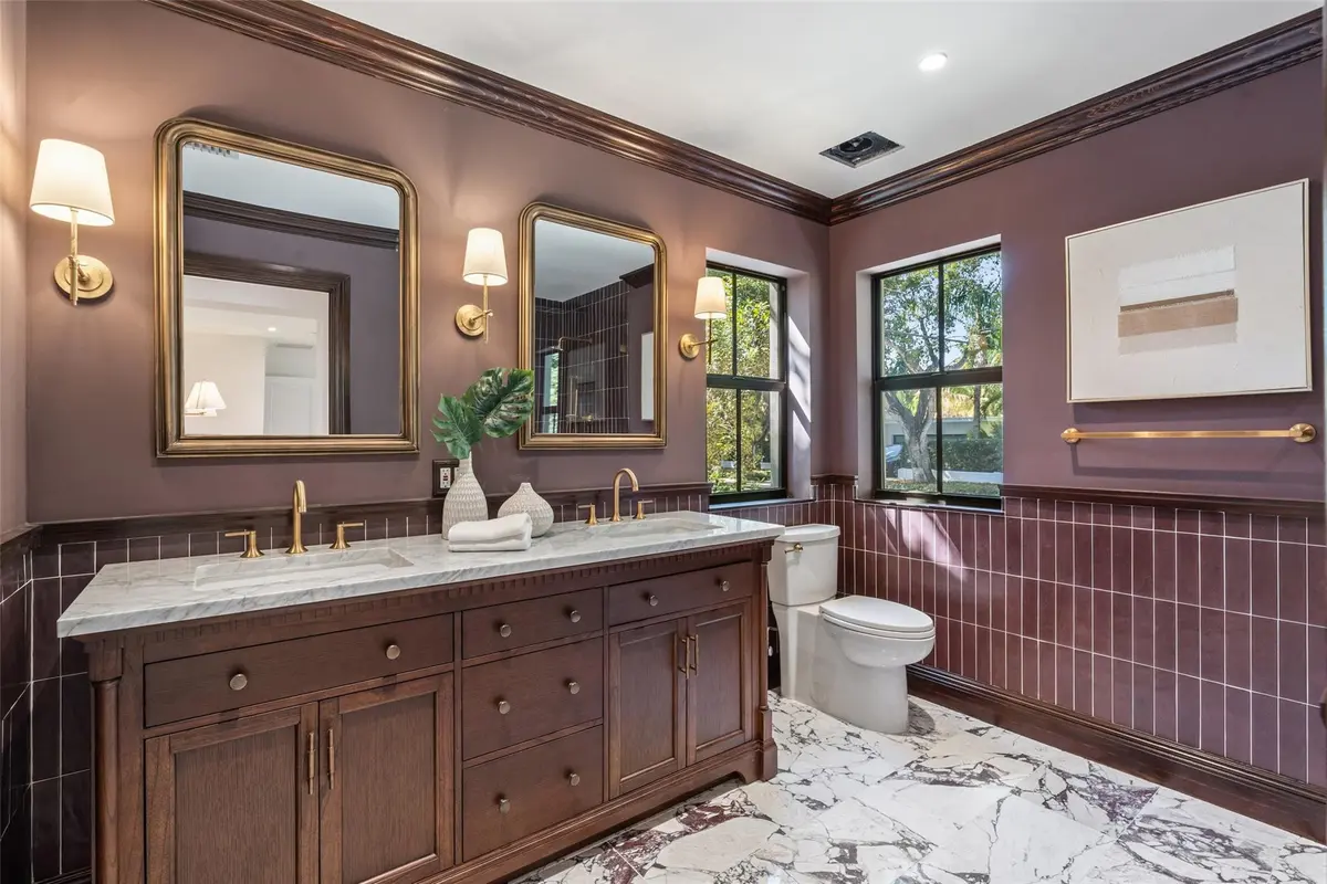 Photo 5 at 2100 Lake Avenue, West Palm Beach