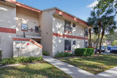 4110 Carambola Circle 2111, Coconut Creek – sold