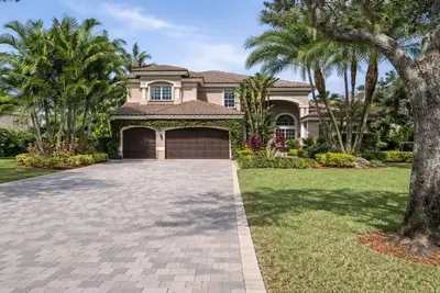 11047 Garden Ridge Court, Davie – sold