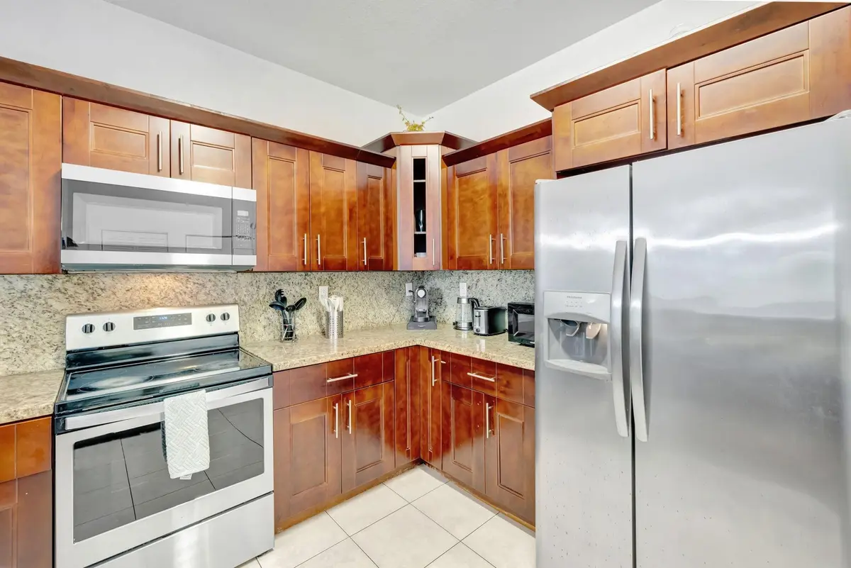 Photo 6 at 1816 SW 21st Street, Fort Lauderdale
