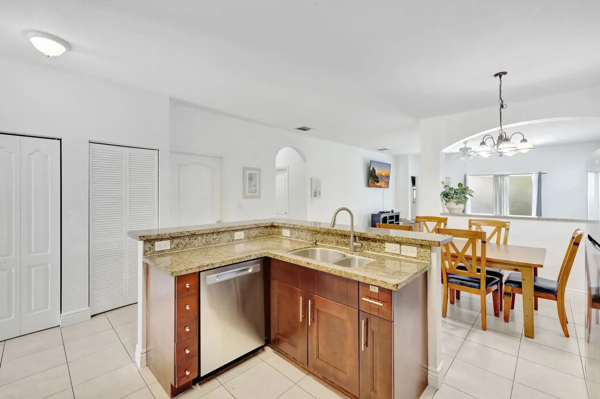 Sink at 1816 SW 21st Street, Fort Lauderdale