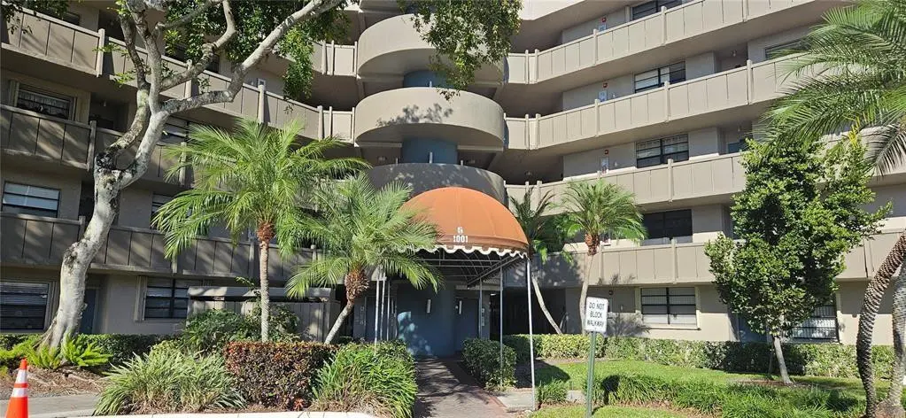Photo 1 at 1001 Colony Point Circle 305, Pembroke Pines