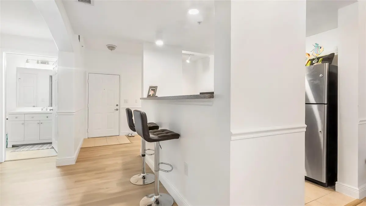 Photo 8 at 533 NE 3rd Avenue 132, Fort Lauderdale