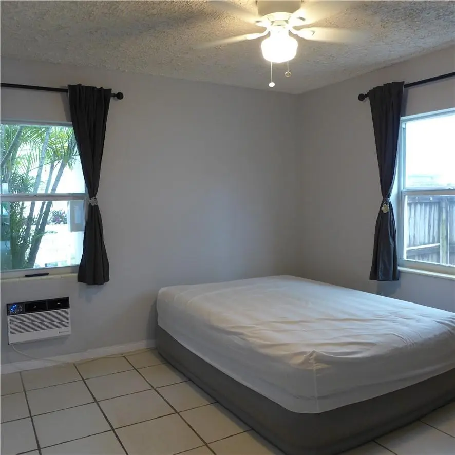 #1 at 812 NE 15 Avenue, Fort Lauderdale