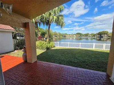 10061 NW 2nd Street, Plantation – sold