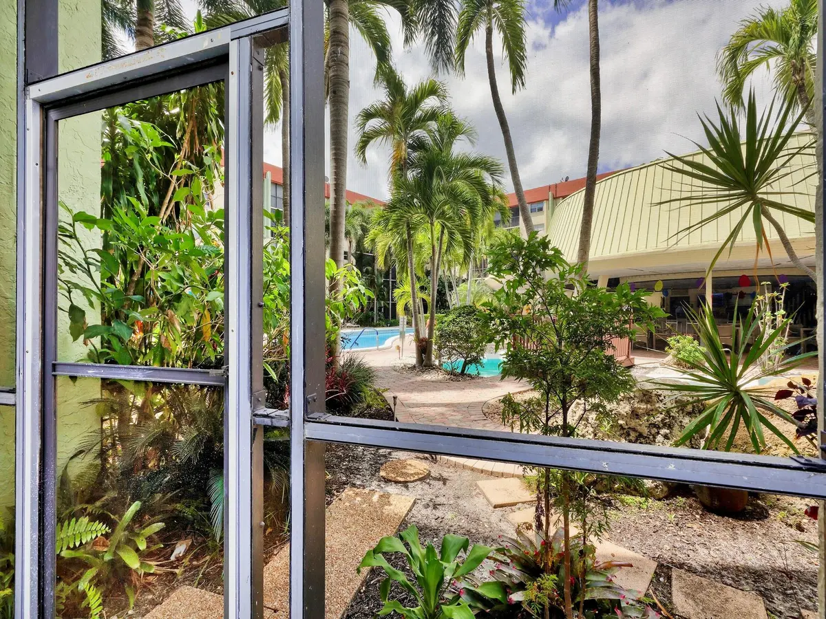 Photo 6 at 5300 NE 24th Terrace C108, Fort Lauderdale