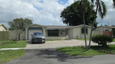 3948 NW 39 Avenue, Lauderdale Lakes – sold