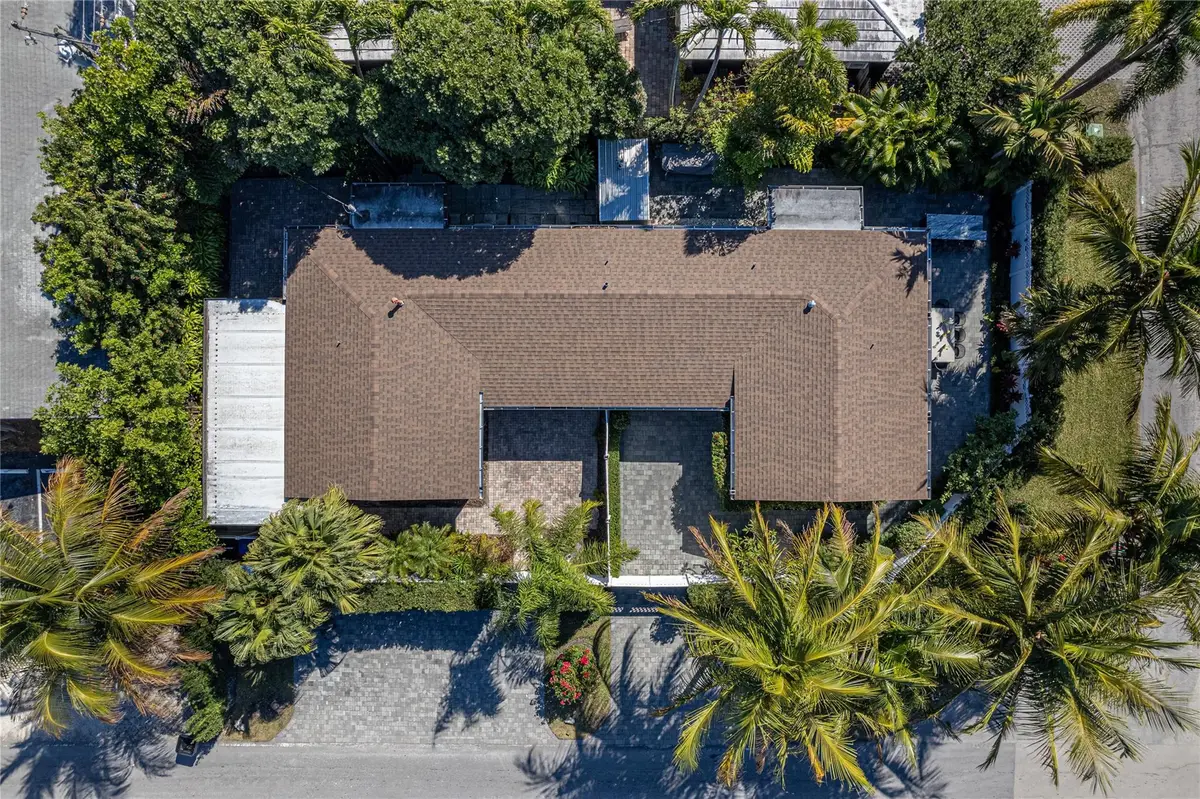 Photo 4 at 2000 NE 18th Street, Fort Lauderdale