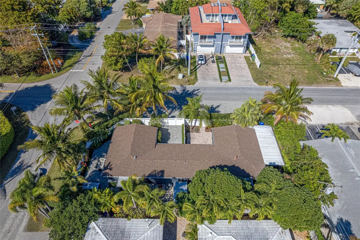 facing north at 2000 NE 18th Street, Fort Lauderdale