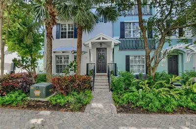 306 E Mallory Circle, Delray Beach – leased