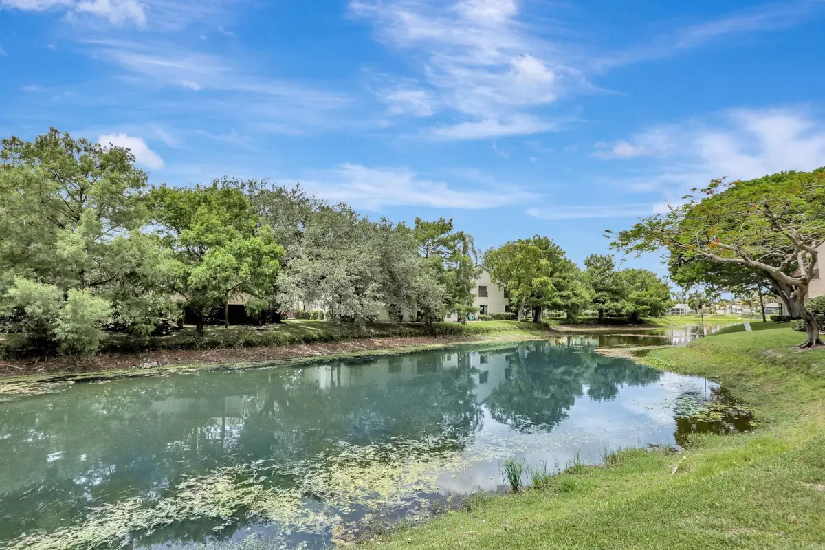 Photo 7 at 3691 Cocoplum Circle 3534, Coconut Creek