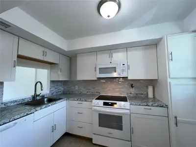 117 Royal Park Drive 2a, Oakland Park – sold