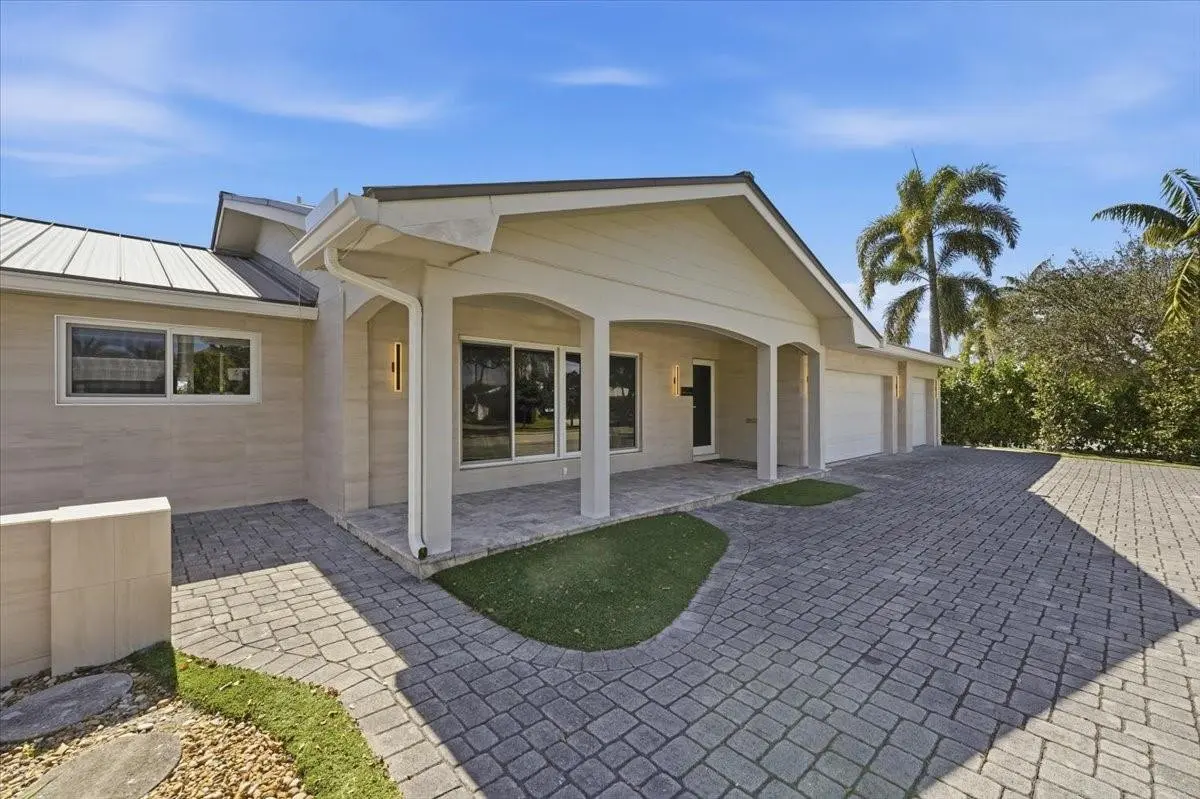 Photo 5 at 2830 NE 55th Street, Fort Lauderdale