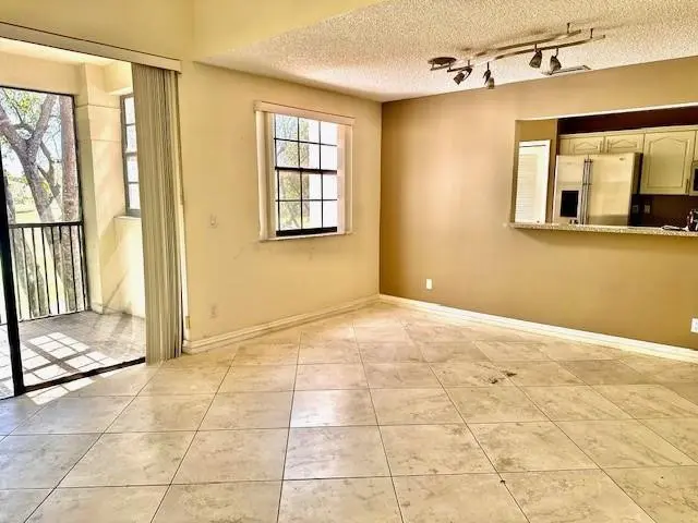 Photo 5 at 301 SW 158th Terrace 203, Pembroke Pines