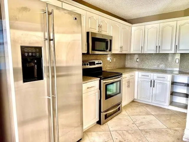 Photo 8 at 301 SW 158th Terrace 203, Pembroke Pines