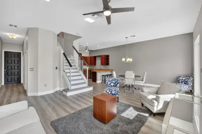 3024 NE 5th Terrace 10, Wilton Manors – Townhouse for sale