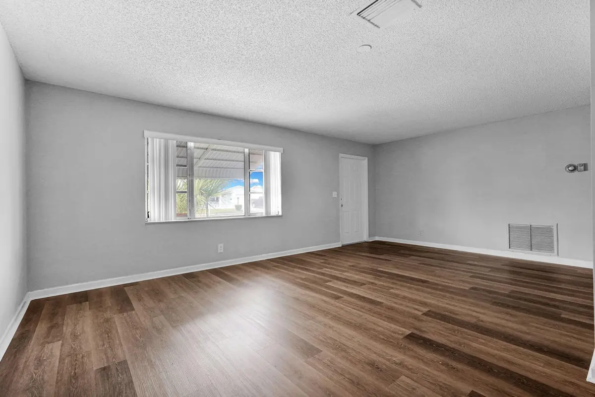 Photo 8 at 1308 SW 18th Street, Boynton Beach