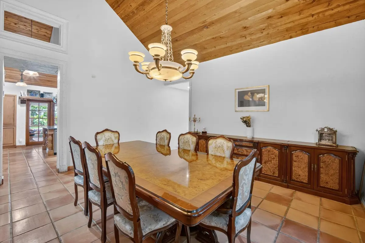Photo 7 at 5720 SW 33rd Terrace, Hollywood
