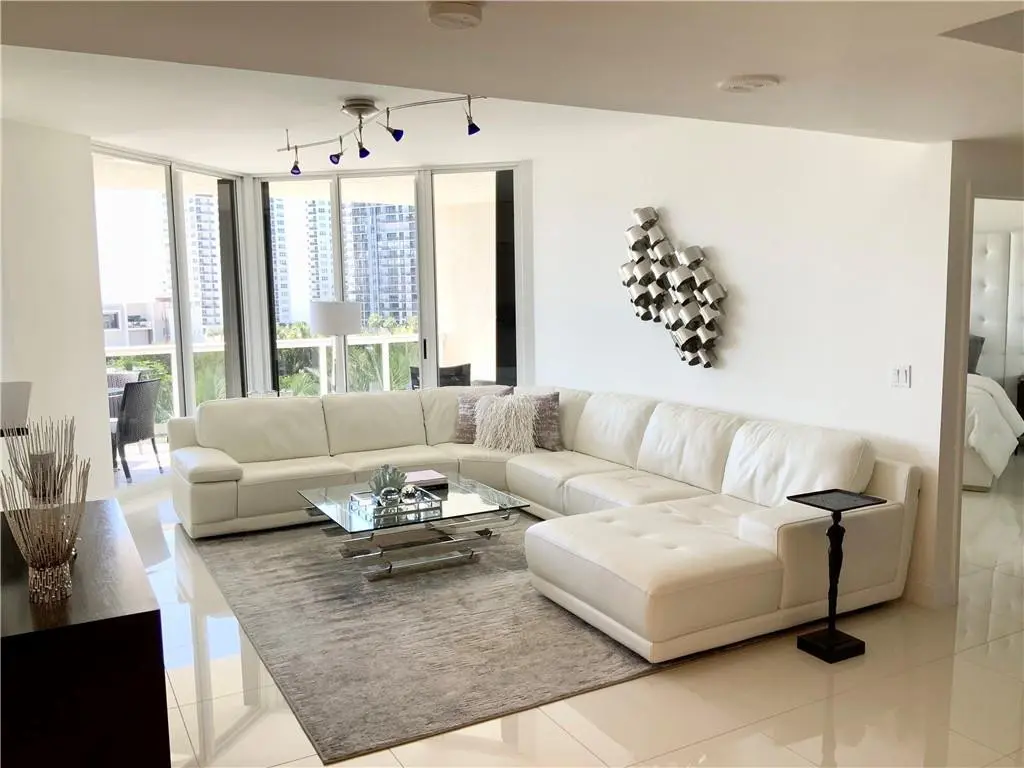 Photo 4 at 3100 N Ocean Boulevard 606, Fort Lauderdale