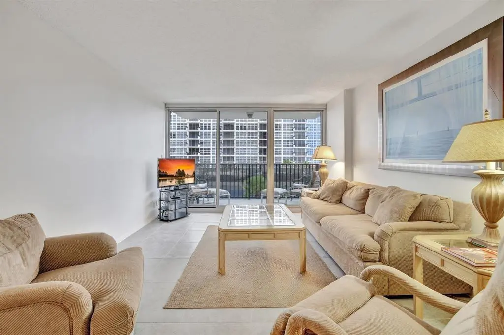 LIVING ROOM at 525 N Ocean Boulevard 522, Pompano Beach